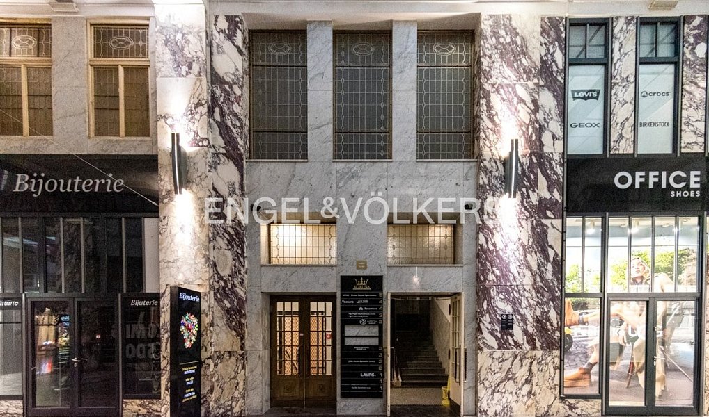 Pronájem kanceláře 544 m², Praha – náhled fotky 3
