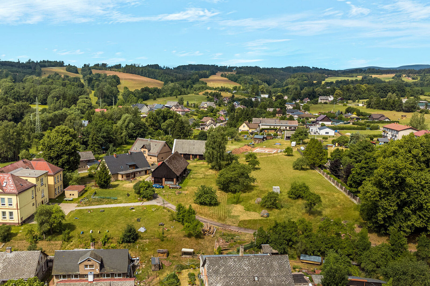 Prodej stavebního pozemku 3 743 m² – fotografie 2