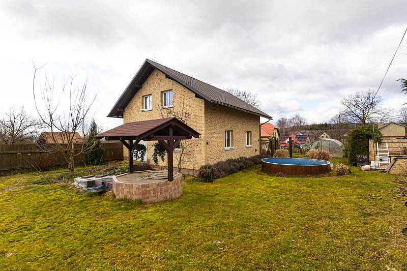 Prodej domu 146 m² s pozemkem 1 161 m²