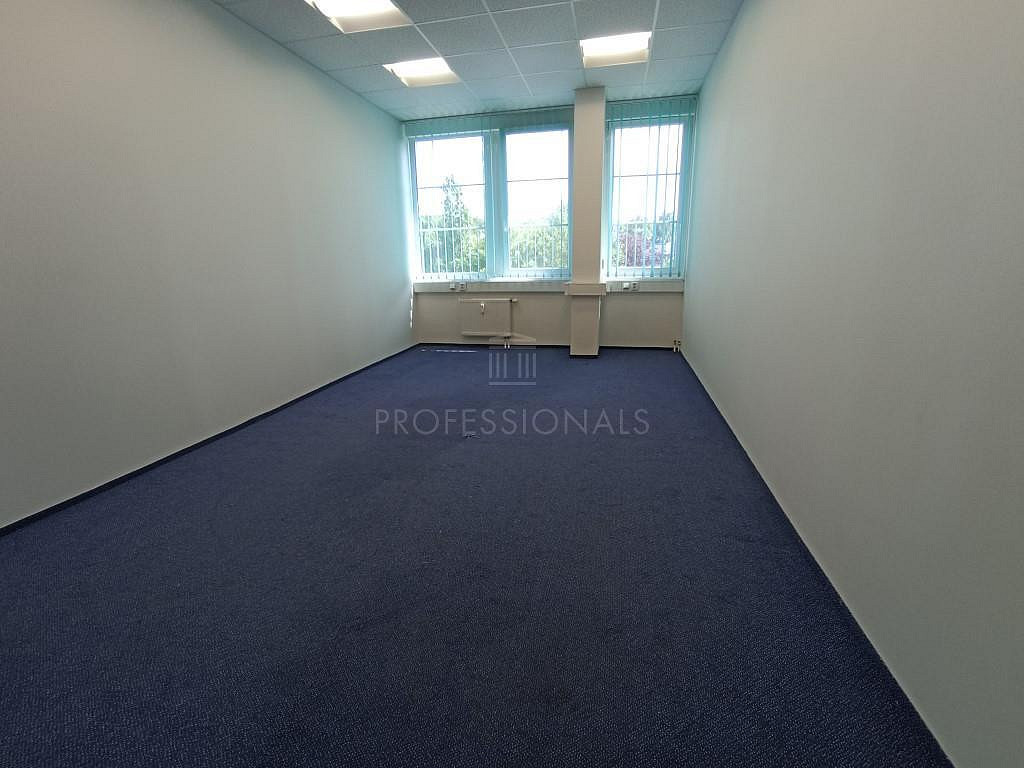 Pronájem kanceláře 90 m² – fotografie 5