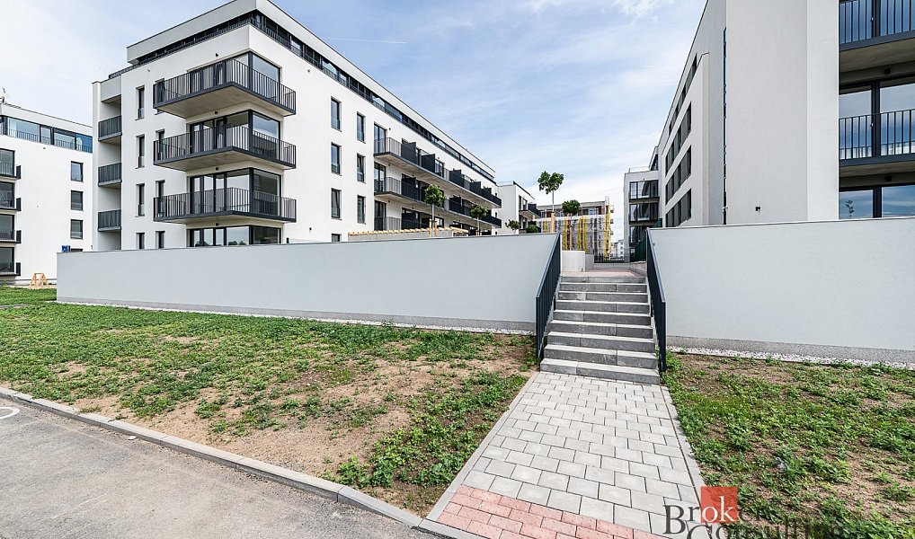 Prodej bytu 1+kk 36 m², Plzeň – náhled fotky 28