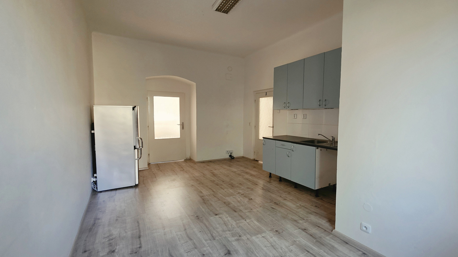 Pronájem kanceláře 62 m² – fotografie 4