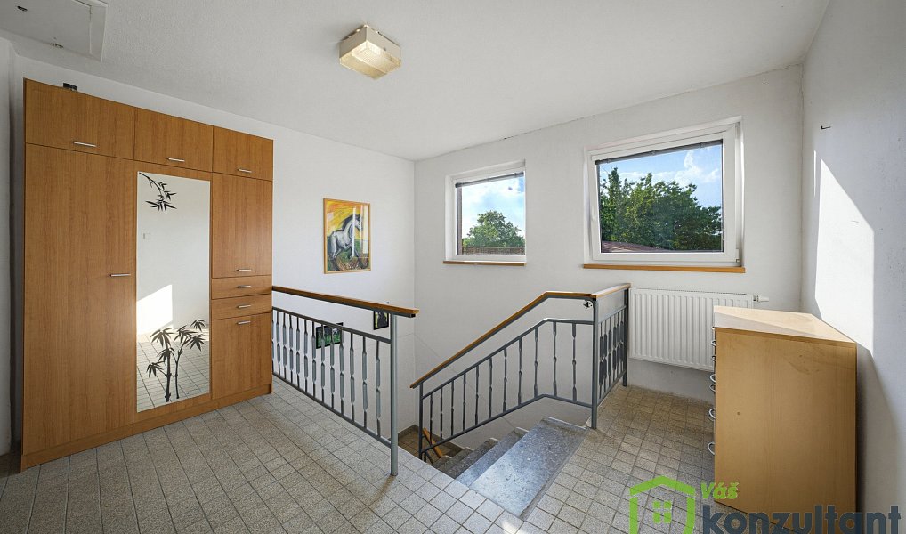 Prodej domu 225 m² s pozemkem 1 047 m², Měřín – náhled fotky 20