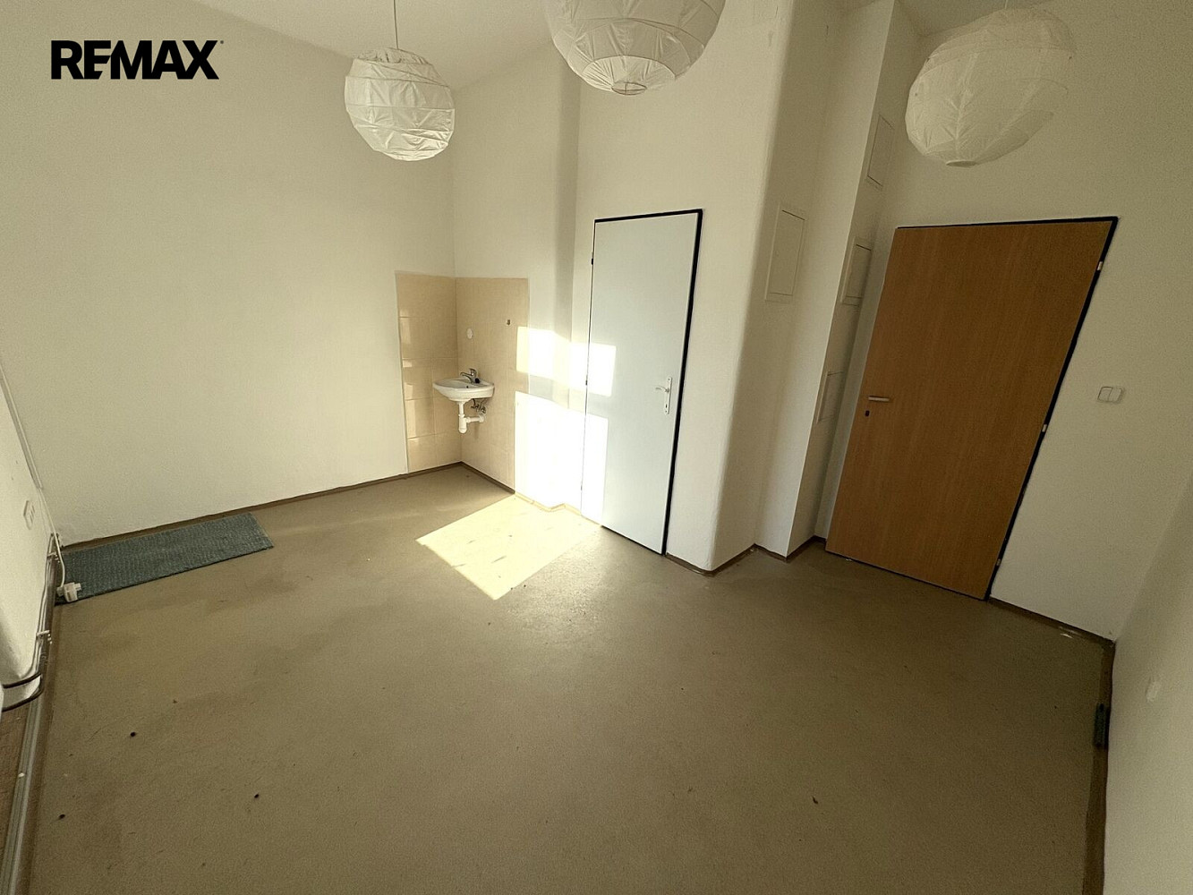 Pronájem obchodních prostor 17 m² – fotografie 5
