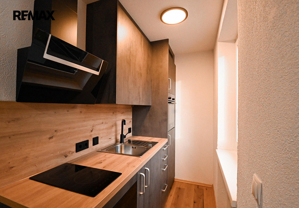 Prodej bytu 1+kk 35 m² — photo 4