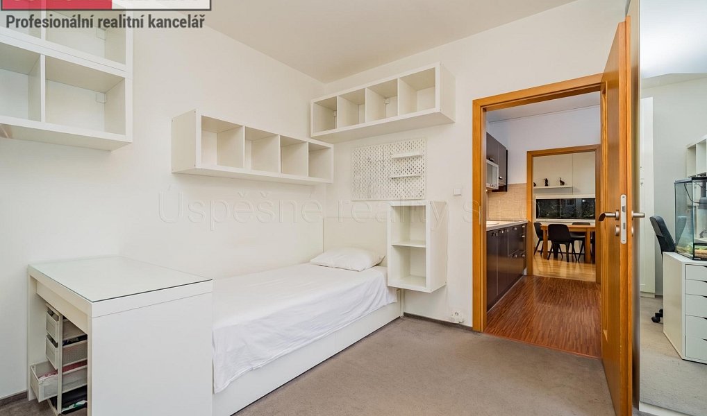 Prodej bytu 3+1 84 m², Praha – náhled fotky 24