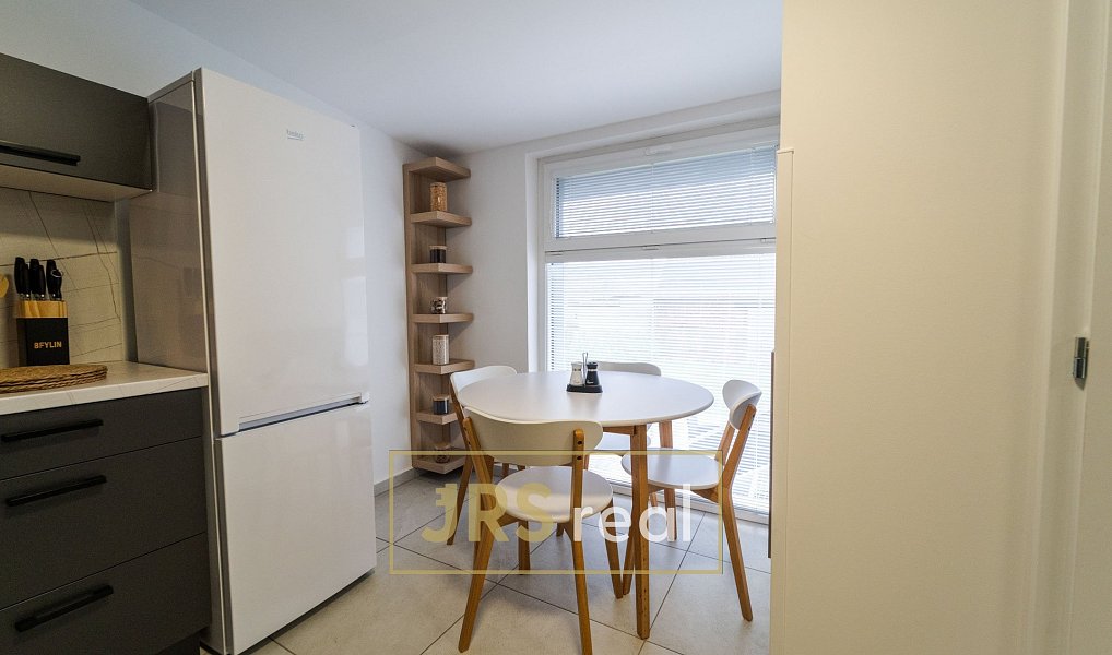 Prodej restaurace 220 m², Dolní Němčí – náhled fotky 13