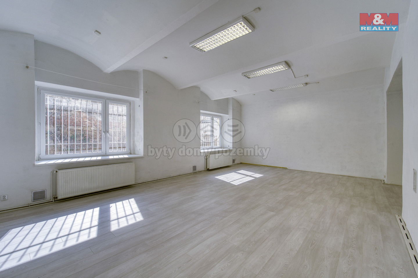 Pronájem kanceláře 167 m² — photo 2