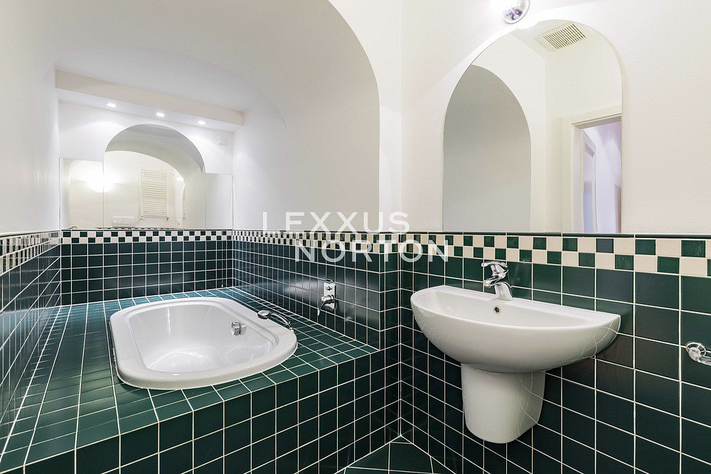 Pronájem bytu 4+1 170 m² – fotografie 4