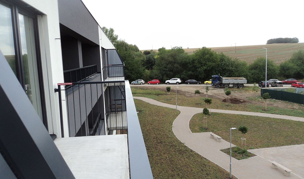 Pronájem bytu 1+kk 51 m², Velké Přílepy – náhled fotky 9
