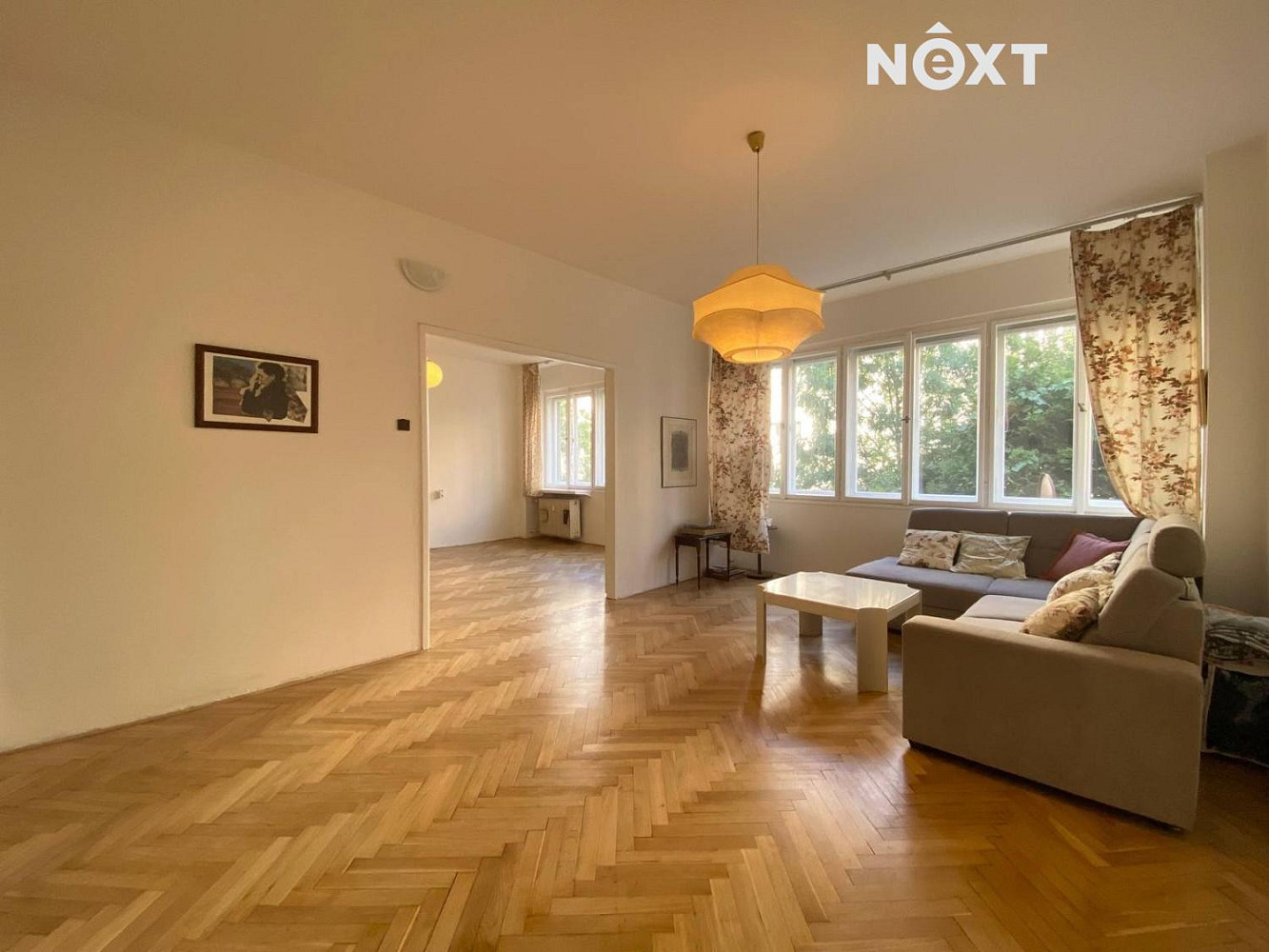 Pronájem bytu 2+1 90 m² – fotografie 2