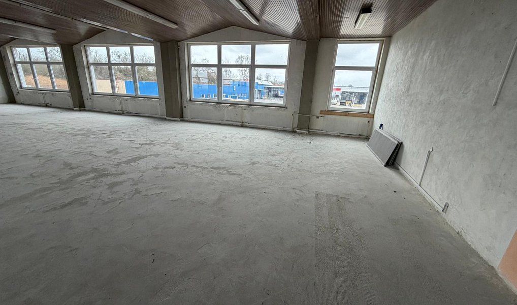 Pronájem skladovacích prostor 1 150 m², Žatec – náhled fotky 12