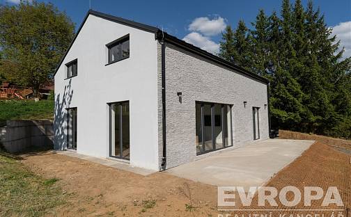 Prodej domu 230 m² s pozemkem 958 m², Bystřice - Líšno, okres Benešov