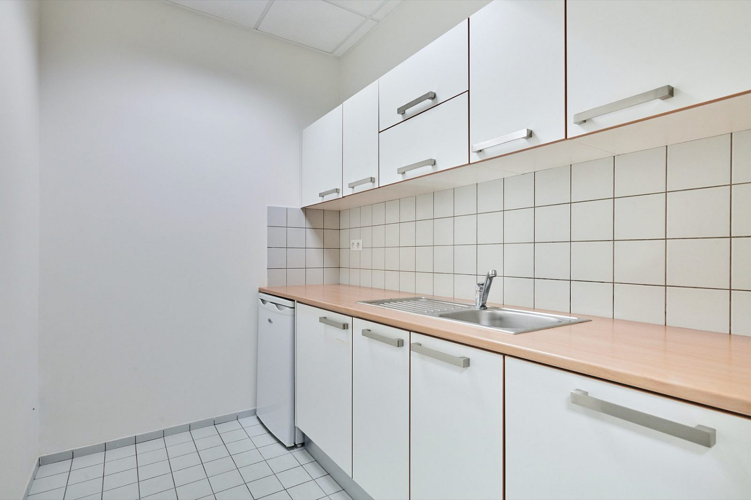 Pronájem kanceláře 39 m² – fotografie 5