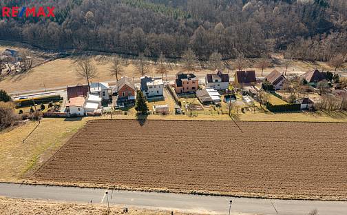 Prodej stavebního pozemku 1 500 m², Zlín