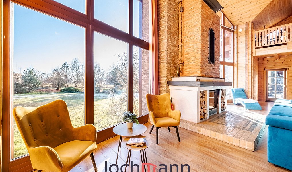 Prodej domu 800 m² s pozemkem 3 947 m², Trhové Sviny – náhled fotky 12
