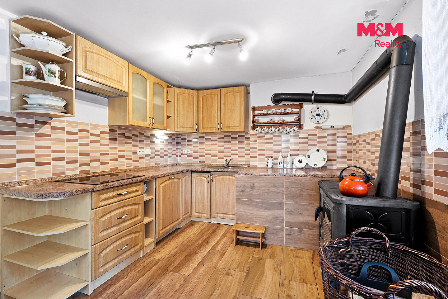 Prodej domu 227 m² s pozemkem 4 167 m² — photo 2