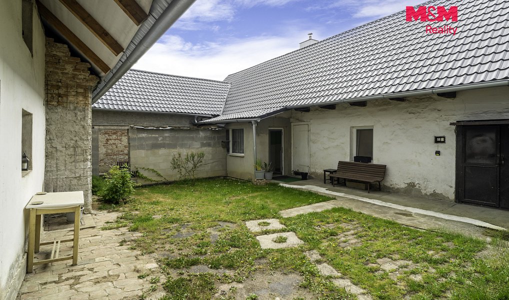 Prodej chaty/chalupy 120 m² s pozemkem 1 065 m², Uhersko – náhled fotky 16