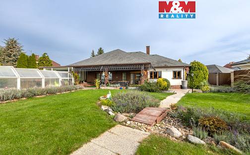 Prodej domu 378 m² s pozemkem 1 818 m², Dalimilova, Louny