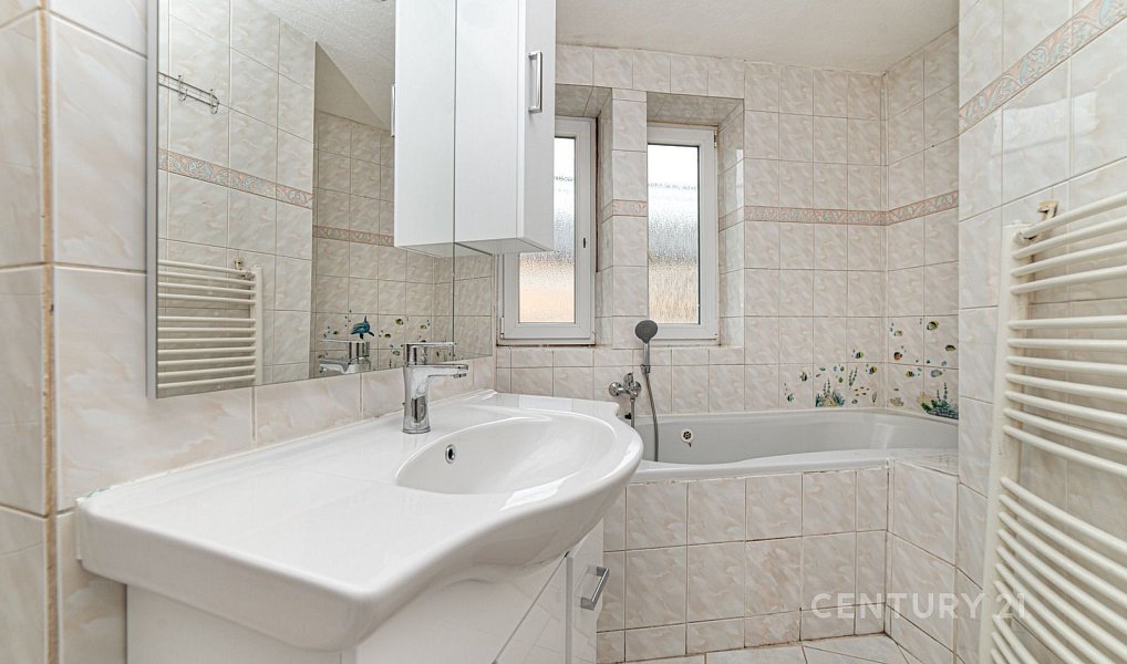 Prodej bytu 3+1 98 m², Orlová – náhled fotky 12