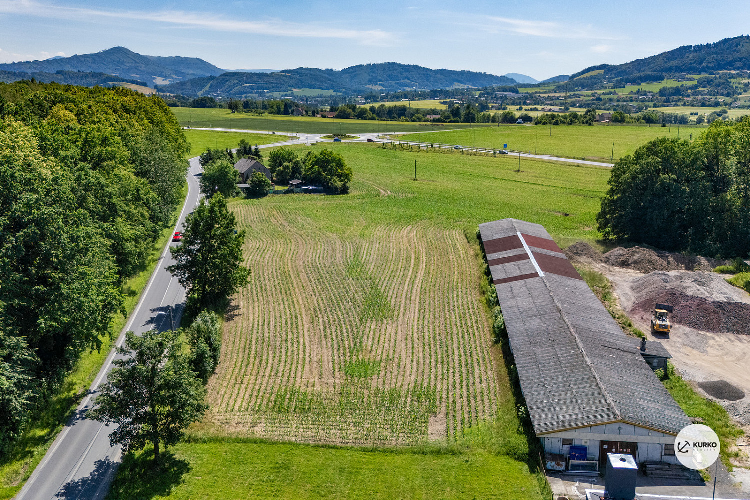 Prodej komerčního pozemku 3 347 m² – pohled 3
