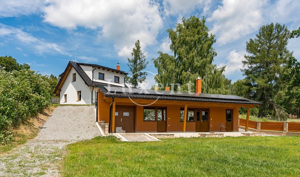 Prodej domu 186 m² s pozemkem 1 808 m², Horní Planá – náhled fotky 7