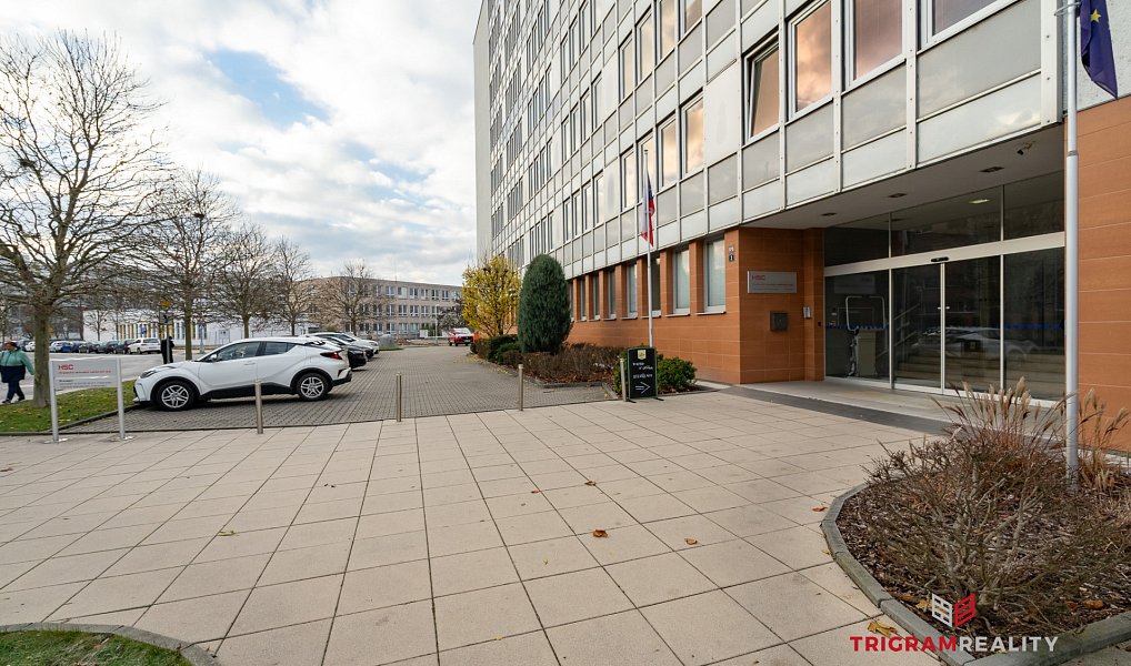 Pronájem kanceláře 113 m², Hradec Králové – náhled fotky 9