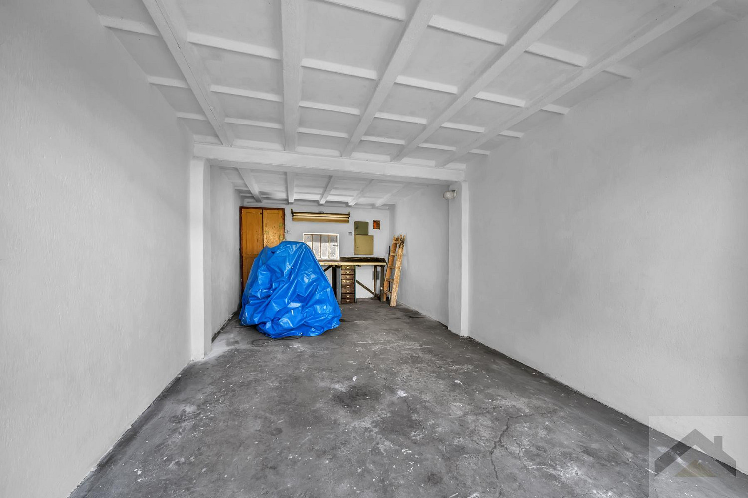 Zděná řadová garáž v klidném vnitrobloku v Lanškrouně – fotografie 5