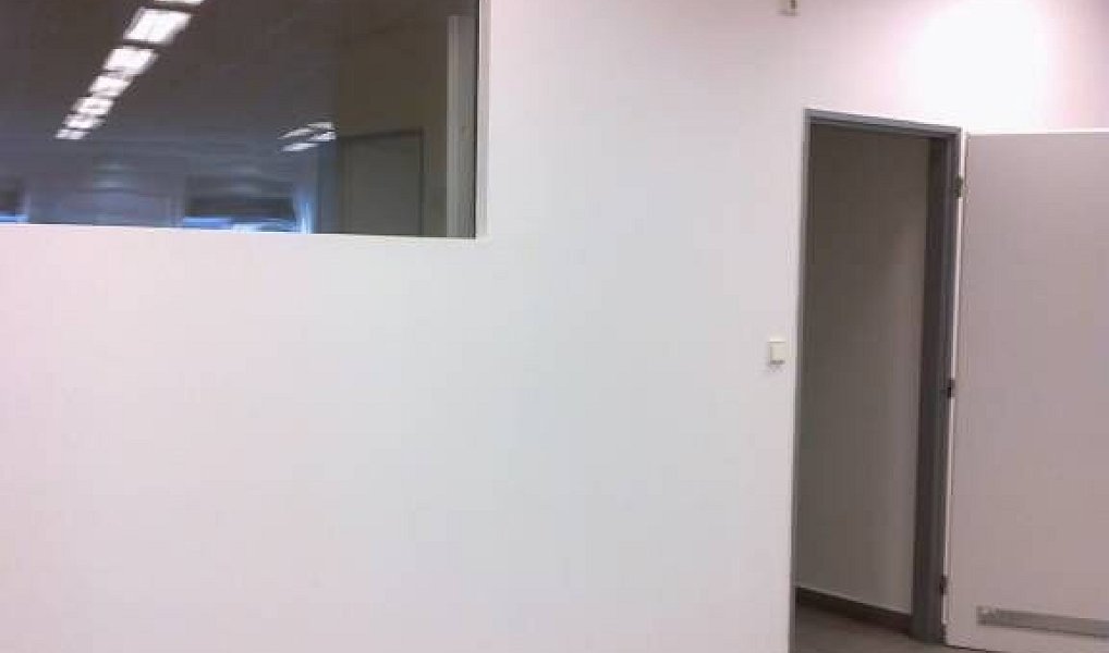 Pronájem obchodních prostor 323 m², Praha – náhled fotky 18