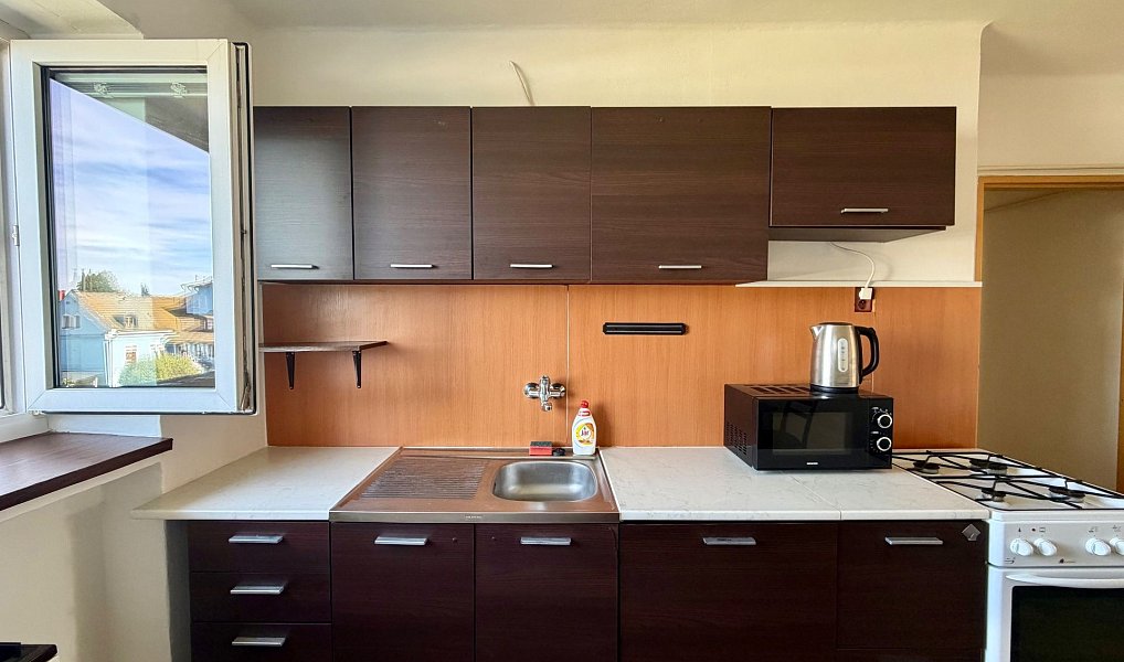 Pronájem bytu 2+1 56 m², Rožnov pod Radhoštěm – náhled fotky 4