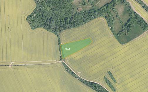 Prodej pole 4 881 m², Traplice, okres Uherské Hradiště