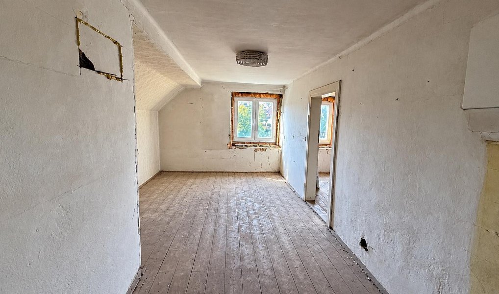 Prodej domu 190 m² s pozemkem 860 m², Bystřice nad Pernštejnem – náhled fotky 9