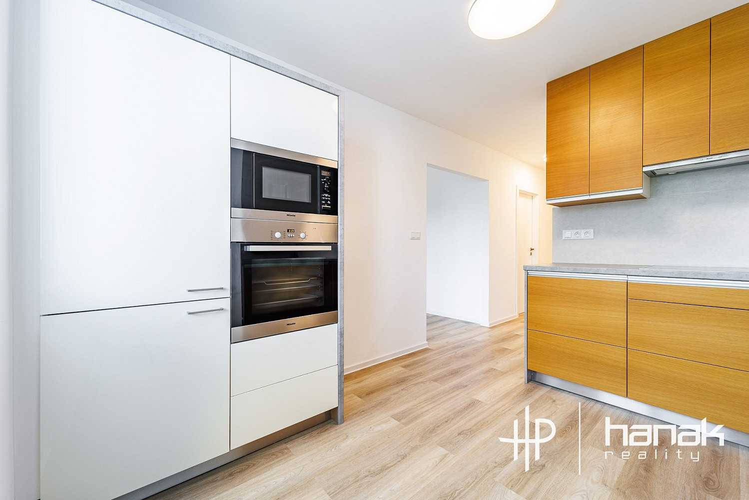 Pronájem bytu 2+1 62 m² – fotografie 2