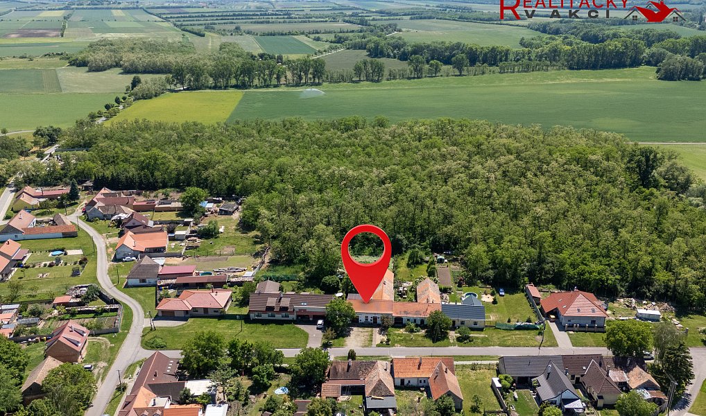 Prodej ubytovacího objektu 291 m², Nový Přerov – náhled fotky 11