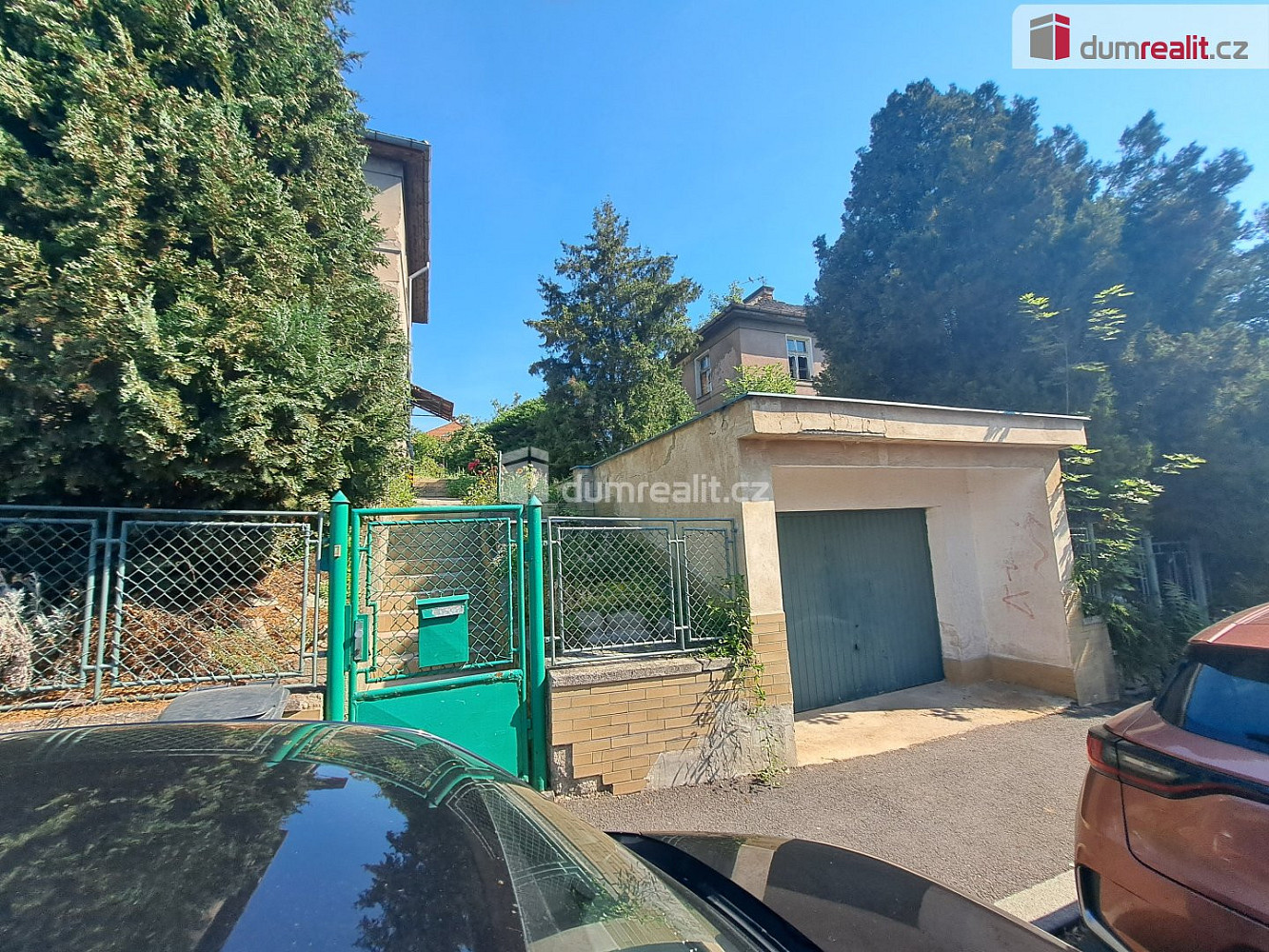 Prodej domu 172 m² s pozemkem 292 m² – pohled 2