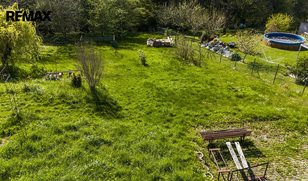 Prodej stavebního pozemku 839 m², Valašské Meziříčí – náhled fotky 9
