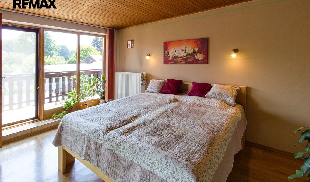 Prodej domu 210 m² s pozemkem 402 m², Černovice – náhled fotky 17
