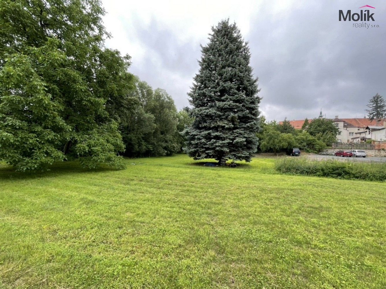 Prodej stavebního pozemku 1 000 m² – fotografie 3