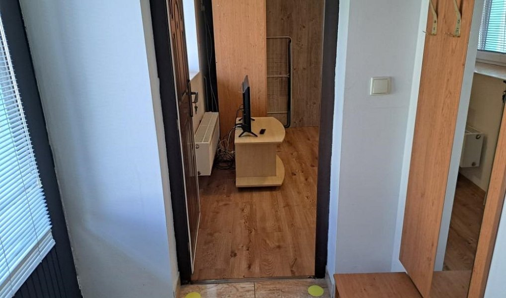 Pronájem bytu 1+kk 25 m², Jámy – náhled fotky 6