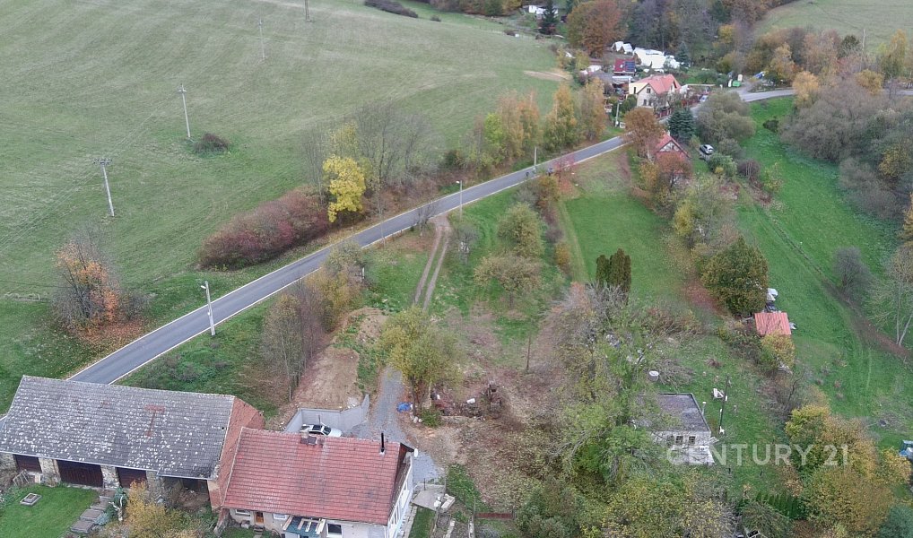 Prodej stavebního pozemku 1 780 m², Kaliště – náhled fotky 10