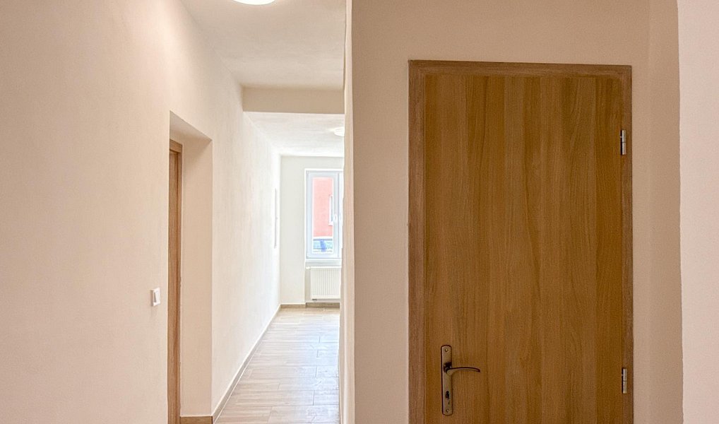 Prodej domu 182 m² s pozemkem 284 m², Seloutky – náhled fotky 24
