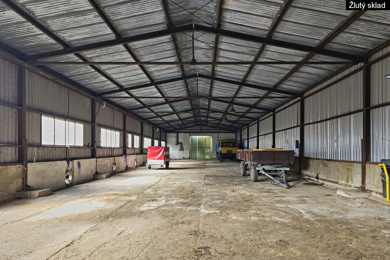 Pronájem skladovacích prostor 1 080 m² – fotografie 4