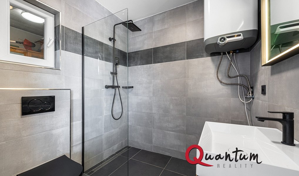 Prodej domu 60 m² s pozemkem 2 054 m², Hrusice – náhled fotky 8