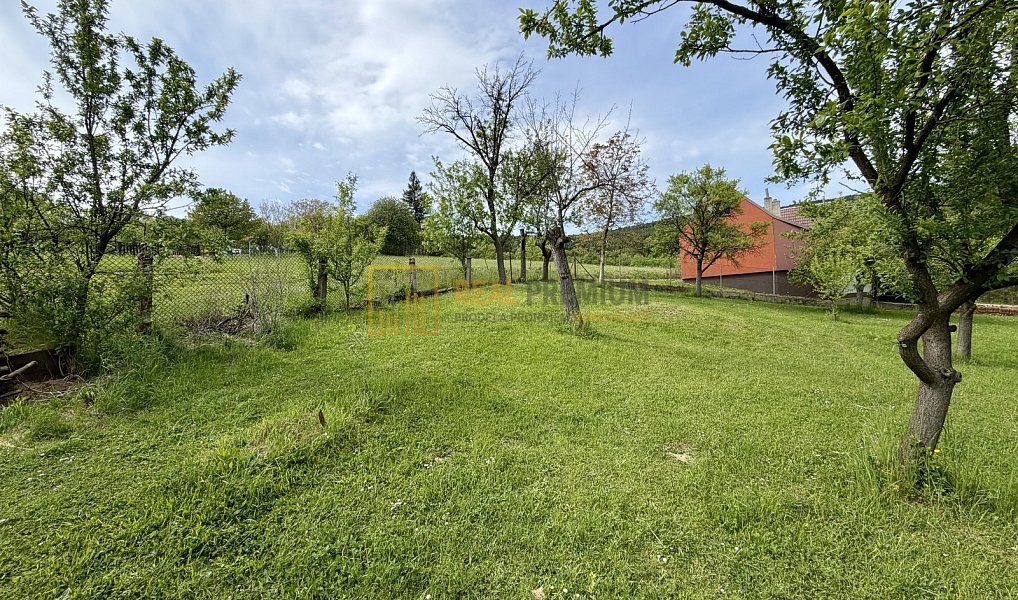 Prodej stavebního pozemku 750 m², Březová – náhled fotky 4