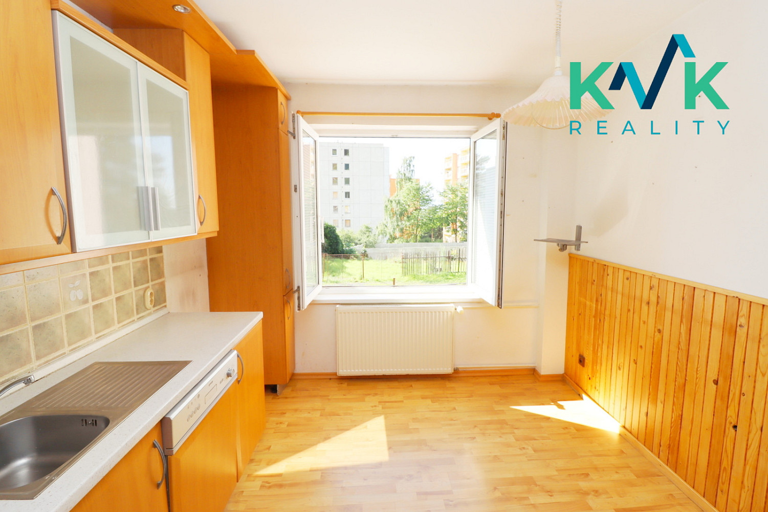 Prodej domu 220 m² s pozemkem 541 m² — photo 4