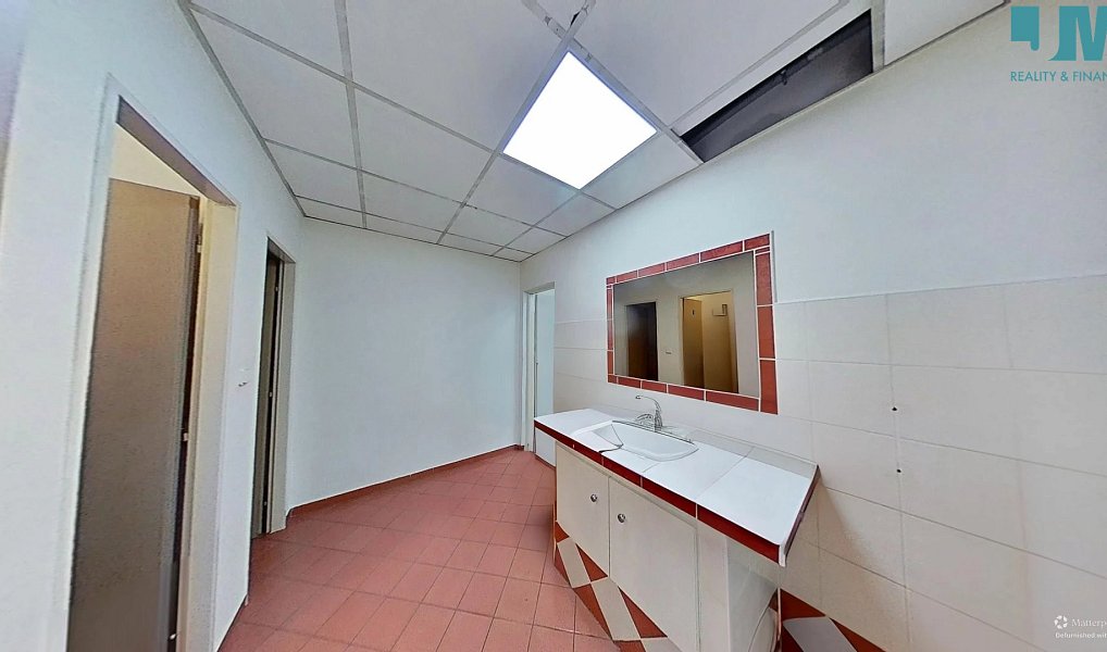 Pronájem obchodních prostor 860 m², Jihlava – náhled fotky 15