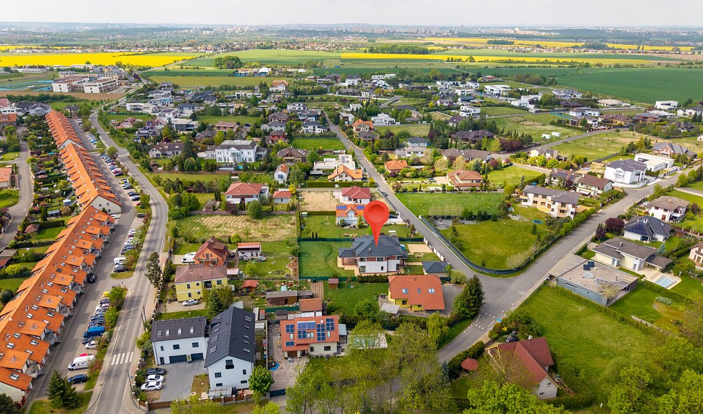 Prodej domu 363 m² s pozemkem 1 608 m², Jesenice – náhled fotky 40