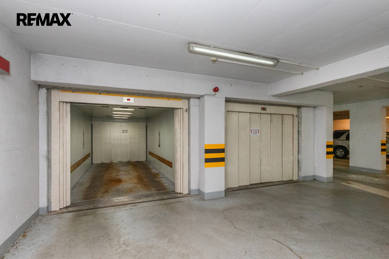 Prodej garážového parkovacího stání vedle Vojenské Nemocnice, Praha 6 - Ansicht 6