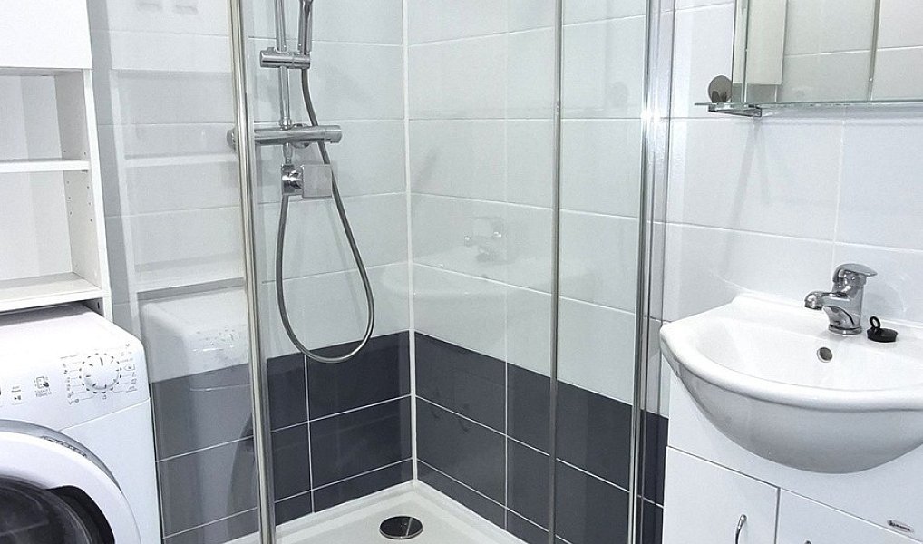 Pronájem bytu 2+1 53 m², Kolín – náhled fotky 20