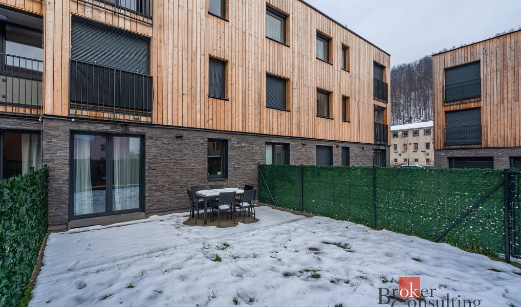 Prodej bytu 3+kk 72 m², Svoboda nad Úpou – náhled fotky 24